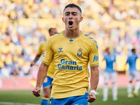 'Cú lừa' về Barca xuất hiện gây choáng váng