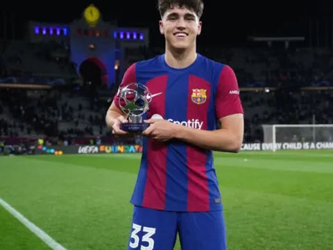 Ba câu trả lời của Barcelona sau chiến thắng trước Napoli