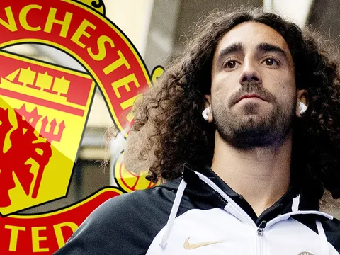Man United 'ngó lơ' Cucurella