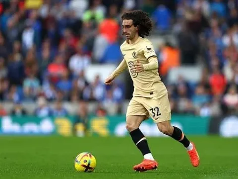 Cucurella thể hiện sự bất mãn ở Chelsea