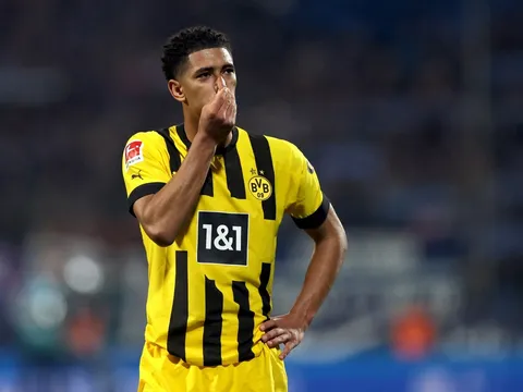 Cuộc đua vô địch Bundesliga đảo chiều