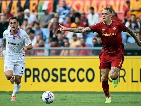 'Cừu đen' của Mourinho rời Roma