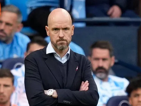 Cựu ngôi sao Liverpool tiên đoán Man United sẽ trắng tay