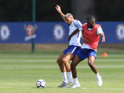Cựu thần đồng Chelsea cần học hỏi Tomori