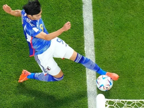 Cựu trọng tài Premier League nói thẳng về 'bàn thắng ma' của Nhật Bản