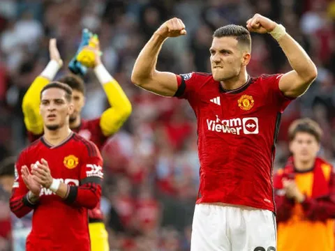 Ngược dòng Brentford, M.U phát hiện "cỗ máy" toàn diện