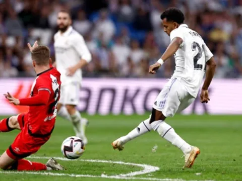 Real thắng nhọc trong ngày vắng Vinicius