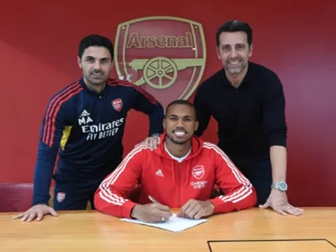 Edu phản ứng với chữ ký mới của Arsenal