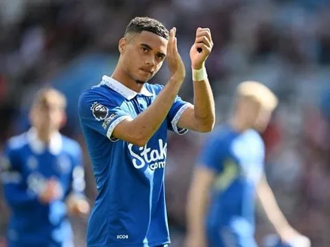 Lewis Dobbin: Hy vọng về một "Rooney mới" ở Everton