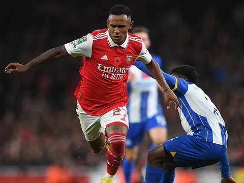 CHÍNH THỨC! Arsenal chia tay cầu thủ đầu tiên