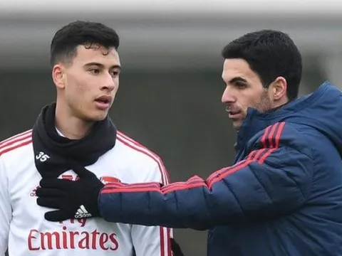 Đã đến lúc Martinelli lắng nghe Arteta và chậm lại