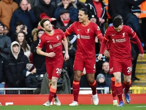 Đại bại 0-4, HLV đối thủ chúc mừng Liverpool