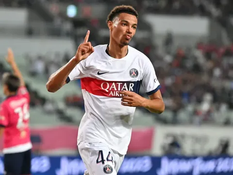 Đại diện Bundesliga quan tâm tới cầu thủ thất sủng của PSG