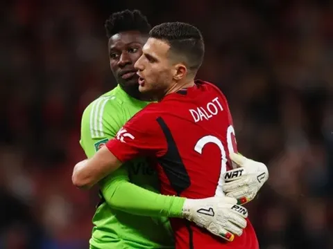 Dalot đã hắt hủi Onana