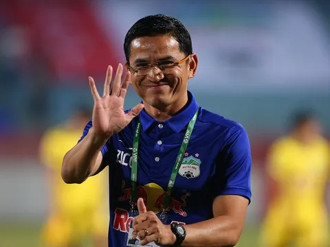 Dàn HLV 'khủng' có thể chia tay sau V-League 2022