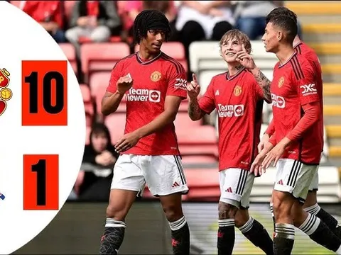 Dàn sao trẻ Man Utd thắng hủy diệt 10-1