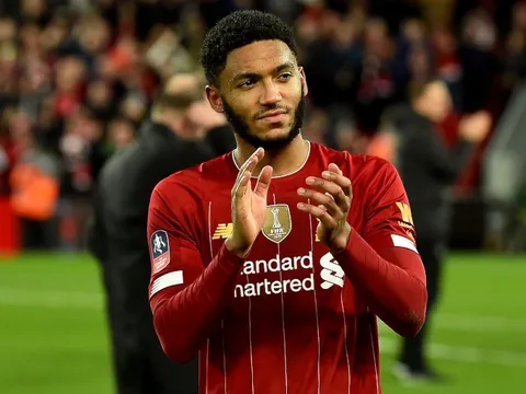 "Đấng cứu thế" Gomez giúp Liverpool viết nên lịch sử