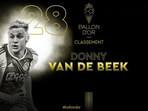 Danh sách rút gọn Ballon d'Or nhắc Van de Beek nhớ mình từng là ai