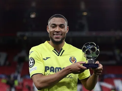 Làm việc với Villarreal, Spurs mang về tiền đạo chất lượng cho Conte