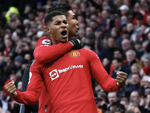 Dao hai lưỡi của MU