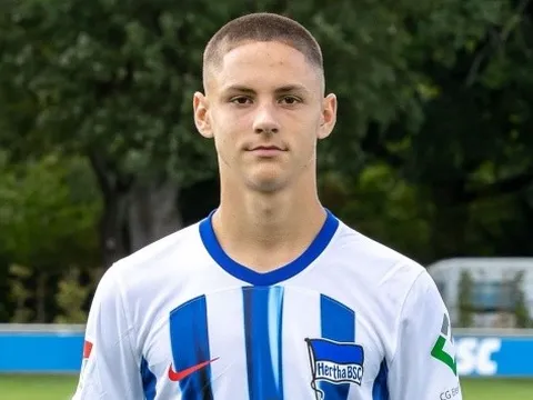 Chelsea, Liverpool tranh thần đồng 18 tuổi