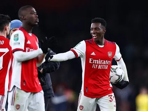 Darren Bent chỉ rõ cầu thủ không đủ tốt ở Arsenal