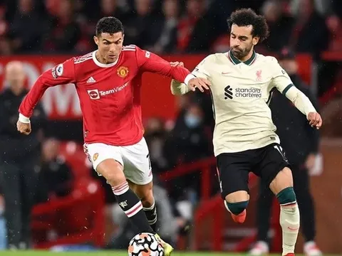 Darren Bent xếp Salah trên Ronaldo