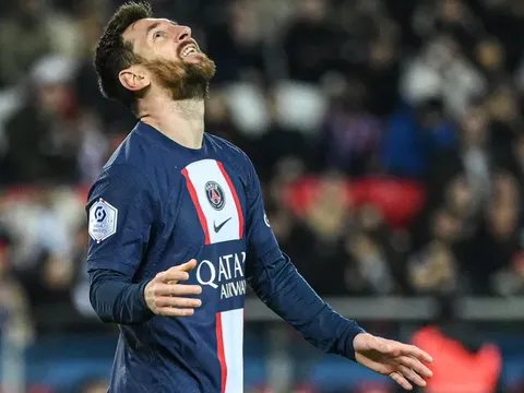 Đấu Bayern, PSG nhận hung tin từ Messi