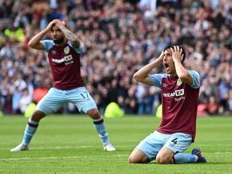 Đâu là đội bóng có hàng thủ tệ nhất lịch sử Premier League?