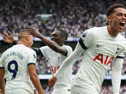 Đấu Liverpool, Tottenham hứng chịu tổn thất