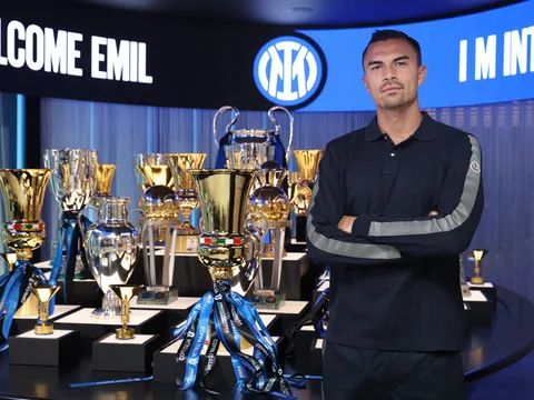 Đấu tuyển Việt Nam, Indonesia tính chiêu mộ sao Inter Milan