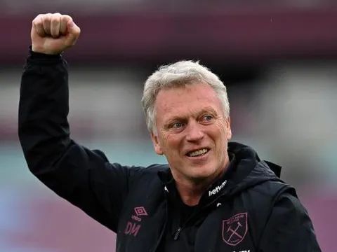 David Moyes sẽ dùng tới 2 tiền vệ để khóa chặt Declan Rice