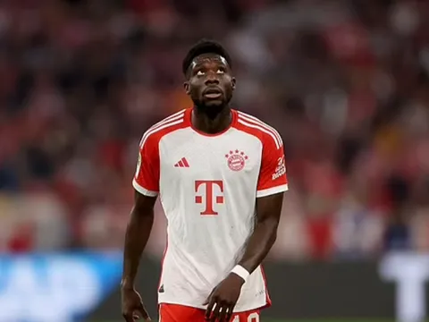 Alphonso Davies có thể đến Real với giá rẻ bất ngờ