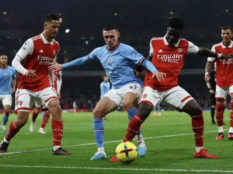 "Đây là lúc thích hợp để Arsenal đánh bại Man City"