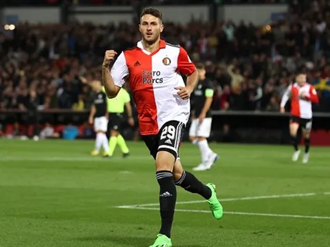 Cha của tiền đạo 20 bàn thừa nhận khó từ chối M.U