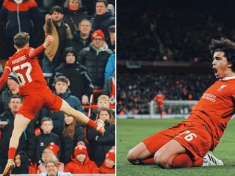 Sao trẻ Liverpool khiến Rashford - Antony hổ thẹn