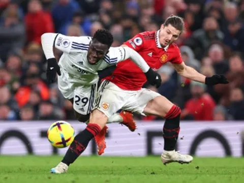 Lên công về thủ, phát hiện "động cơ vĩnh cửu" mới của Man Utd