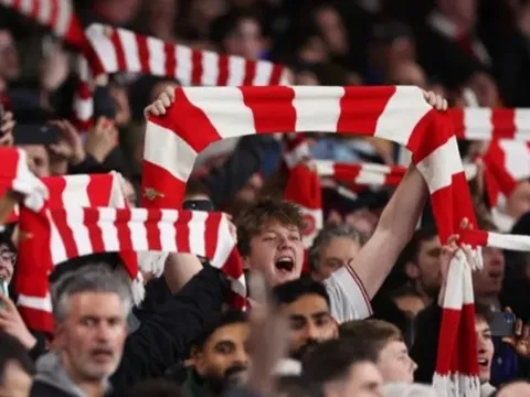 Michail Antonio thay đổi quan điểm, chọn lại đội vô địch Premier League