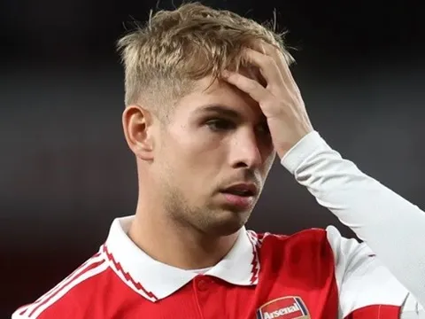 "Đây là mùa giải khó khăn nhất trong sự nghiệp của tôi ở Arsenal"