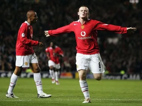 Trước Mainoo, điểm qua 5 màn debut đi vào lịch sử Man Utd