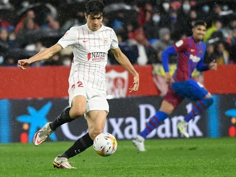 Real ép giá hậu vệ cánh của Sevilla