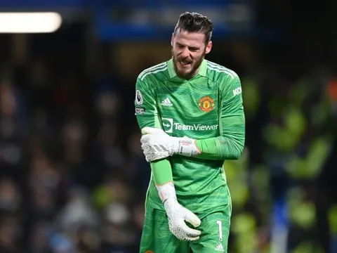 De Gea nhận món quà từ CĐV Man Utd sau trận hoà Chelsea