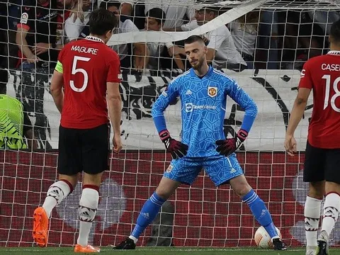 Mikael Silvestre: "Henderson không thể thay vị trí De Gea"