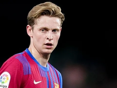 Bỏ qua Man Utd, Ryan Babel nêu bến đỗ lý tưởng với De Jong