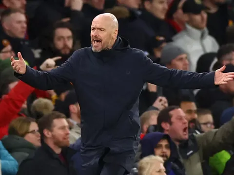 De Jong lần thứ 2 khiến Ten Hag buồn lòng?