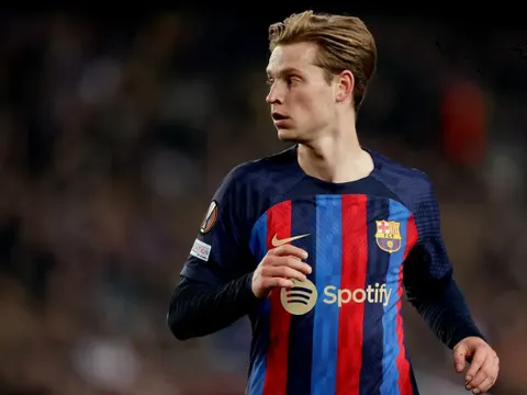 De Jong thích thú với chiến thuật mới của Barcelona