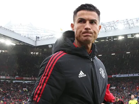 Để Ronaldo dự bị là quyết định đúng nhưng sai thời điểm