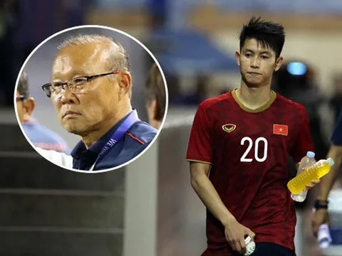 Để Trọng Hùng đá hậu vệ phải, HLV Park Hang-seo đang toan tính điều gì?