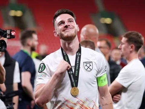 Declan Rice bác bỏ tin đồn muốn đến Arsenal