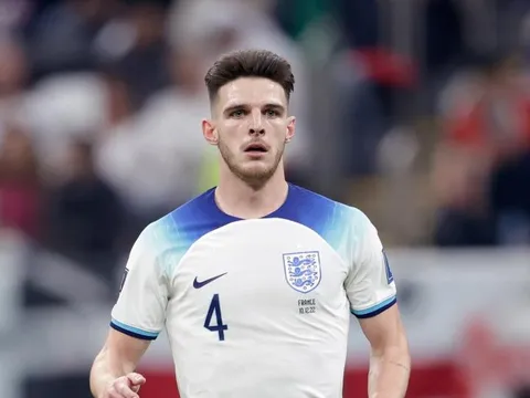 NÓNG! Sau Arsenal, Gã khổng lồ gửi đề nghị cho Declan Rice
